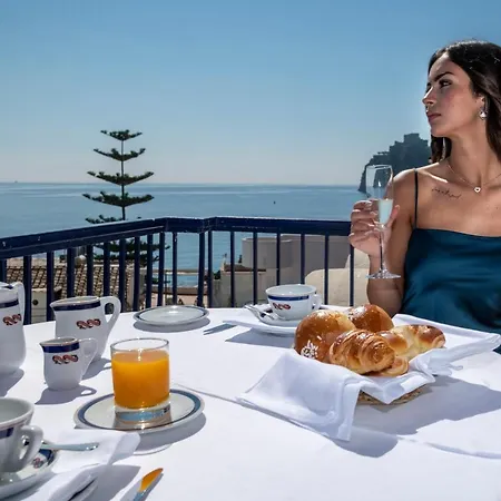 グランド プンタ モリーノ テルメ イスキア島